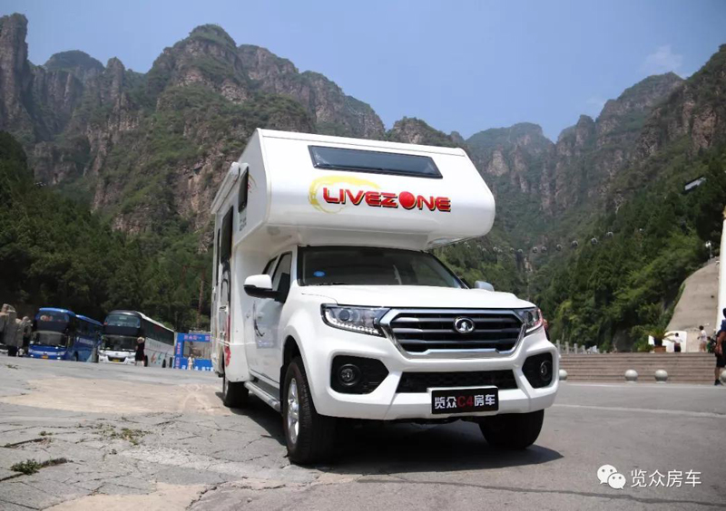 買房車為什么買四驅(qū)房車？都有哪些款式可選