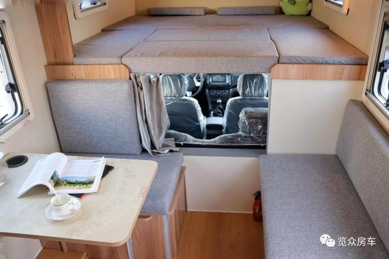 買房車為什么買四驅(qū)房車？都有哪些款式可選