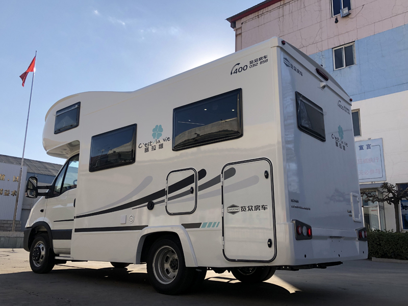 幸運(yùn)四葉草房車，旅行更舒適選擇